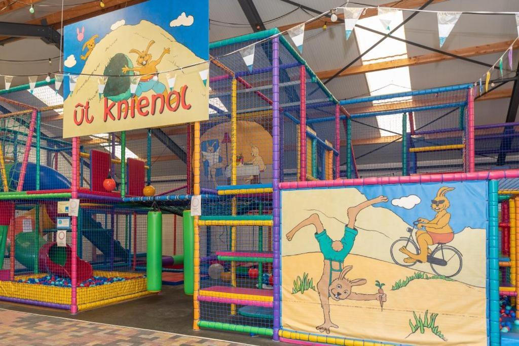 Camping De Duinhoeve Chalet Schelp Not For Companies Nieuw-Haamstede Εξωτερικό φωτογραφία